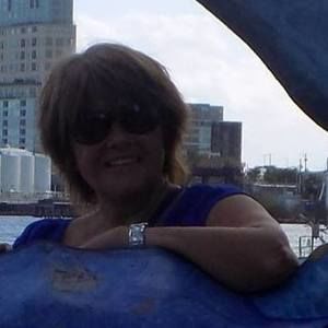 Meet your Posher, Elizabeth